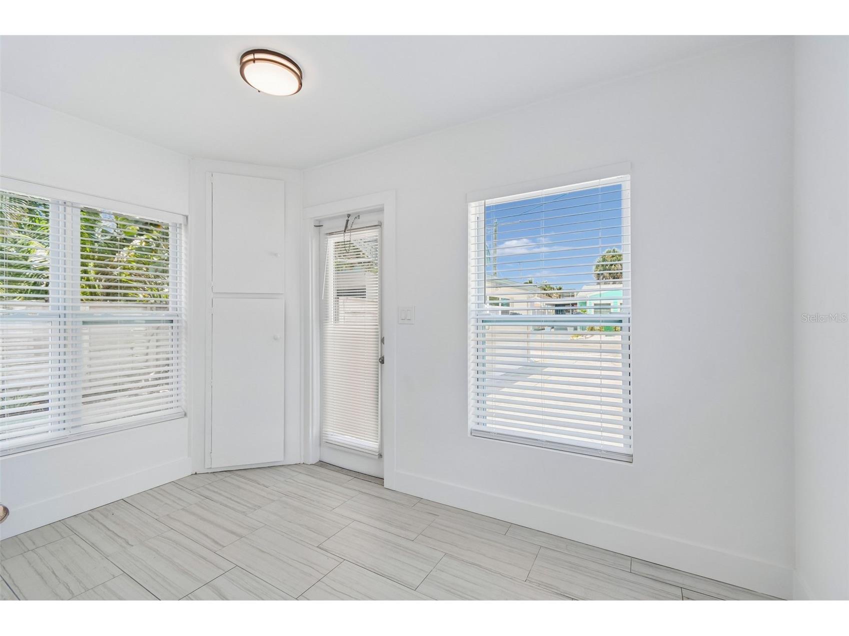 8125 Bayshore Drive Treasure Island FL 33706 TB8525917 image16