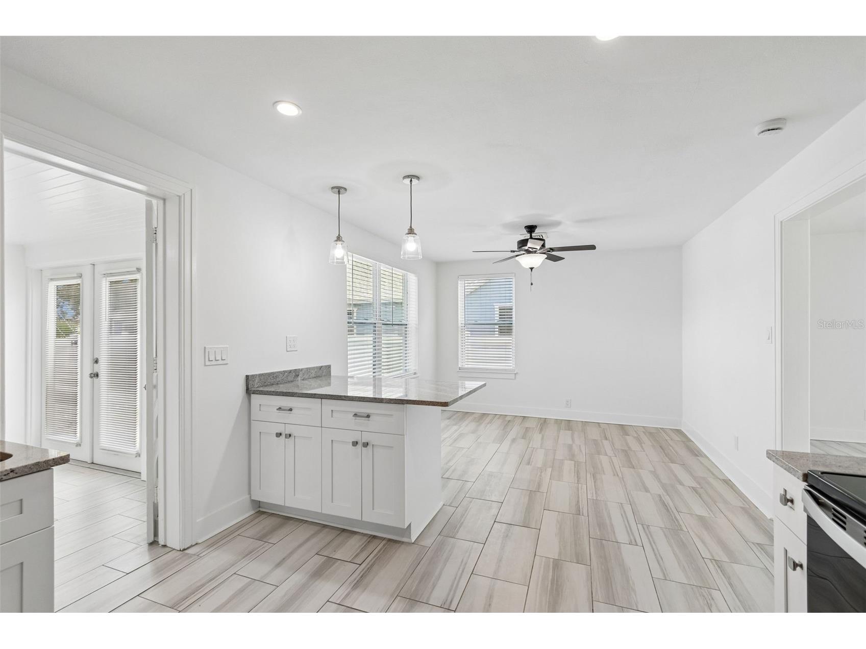 8125 Bayshore Drive Treasure Island FL 33706 TB8525917 image26