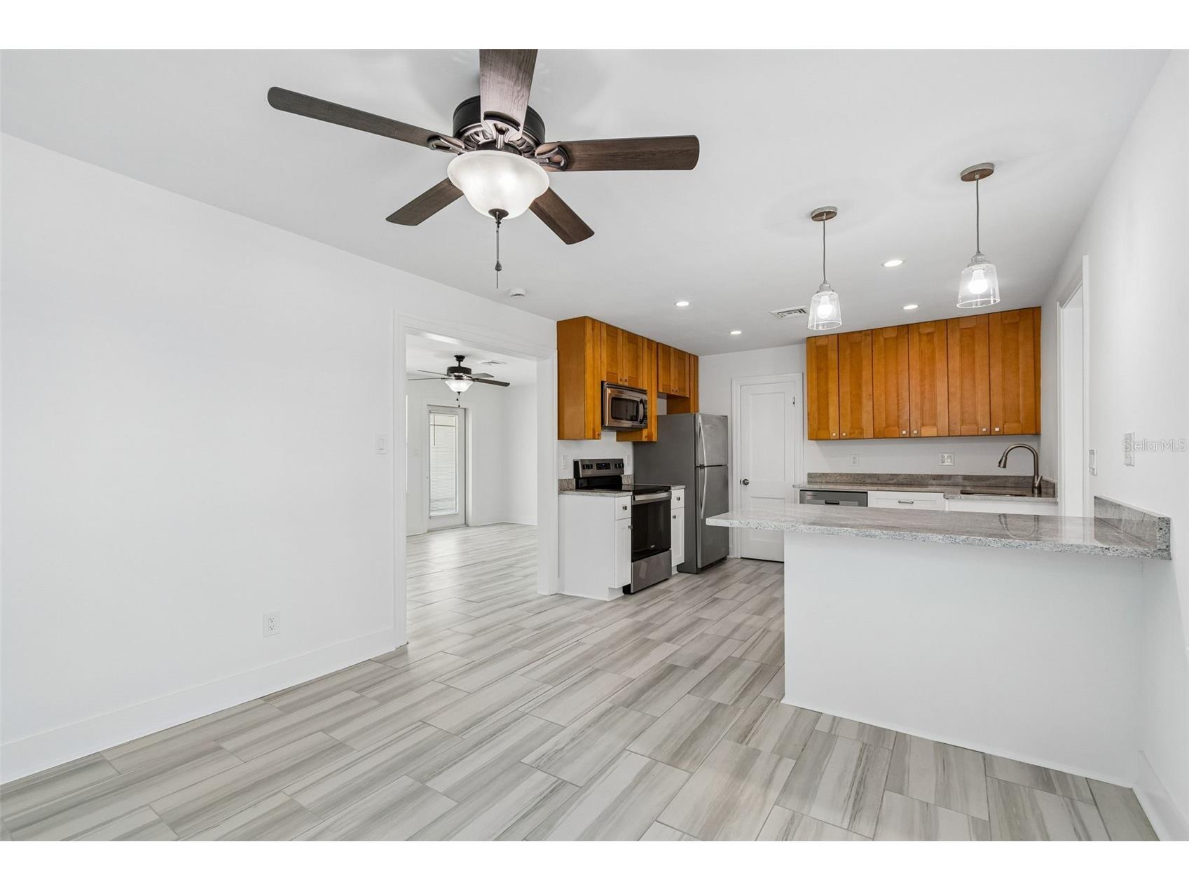 8125 Bayshore Drive Treasure Island FL 33706 TB8525917 image28