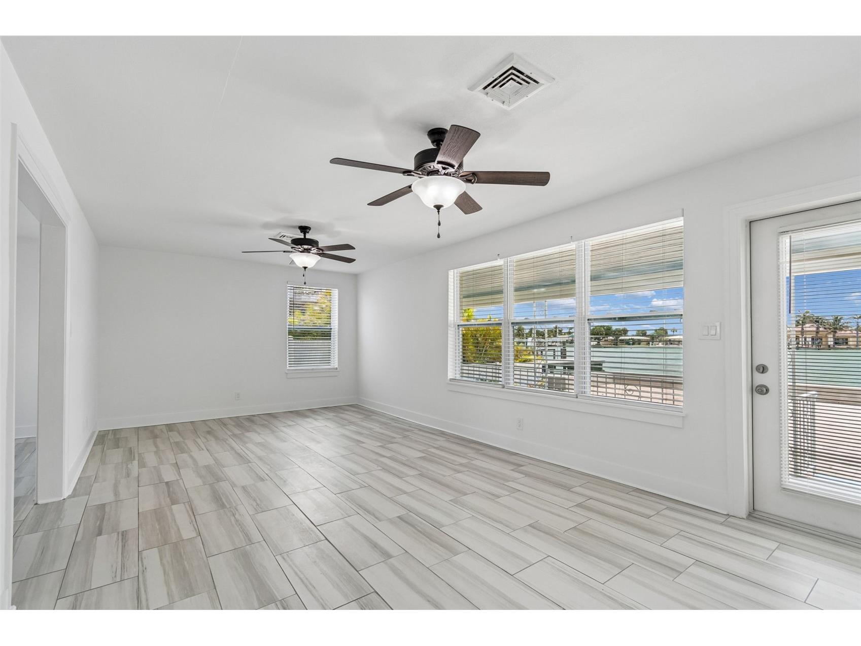 8125 Bayshore Drive Treasure Island FL 33706 TB8525917 image30