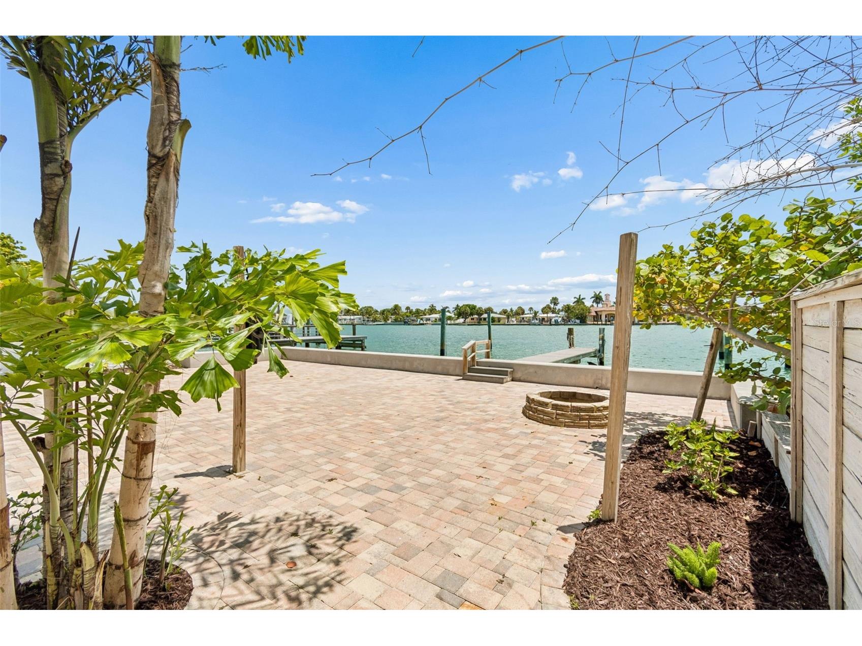 8125 Bayshore Drive Treasure Island FL 33706 TB8525917 image4