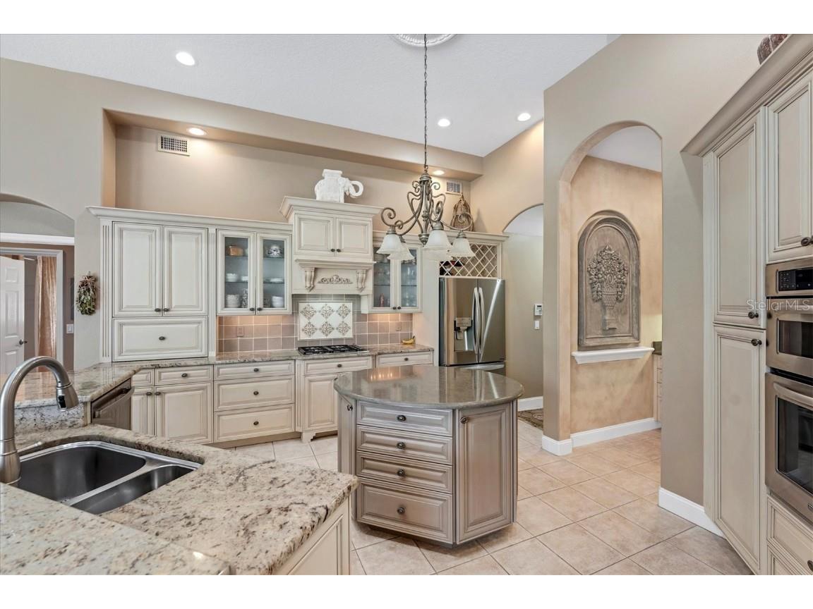 8125 Collingwood Court University Park FL 34201 A4667344 image13