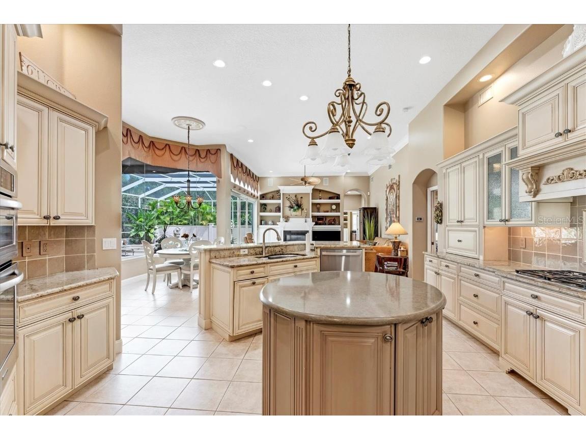 8125 Collingwood Court University Park FL 34201 A4667344 image15