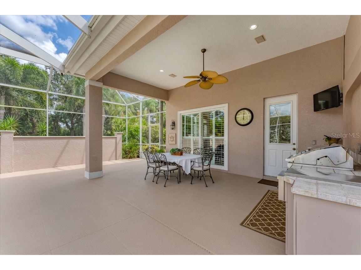 8125 Collingwood Court University Park FL 34201 A4667344 image42