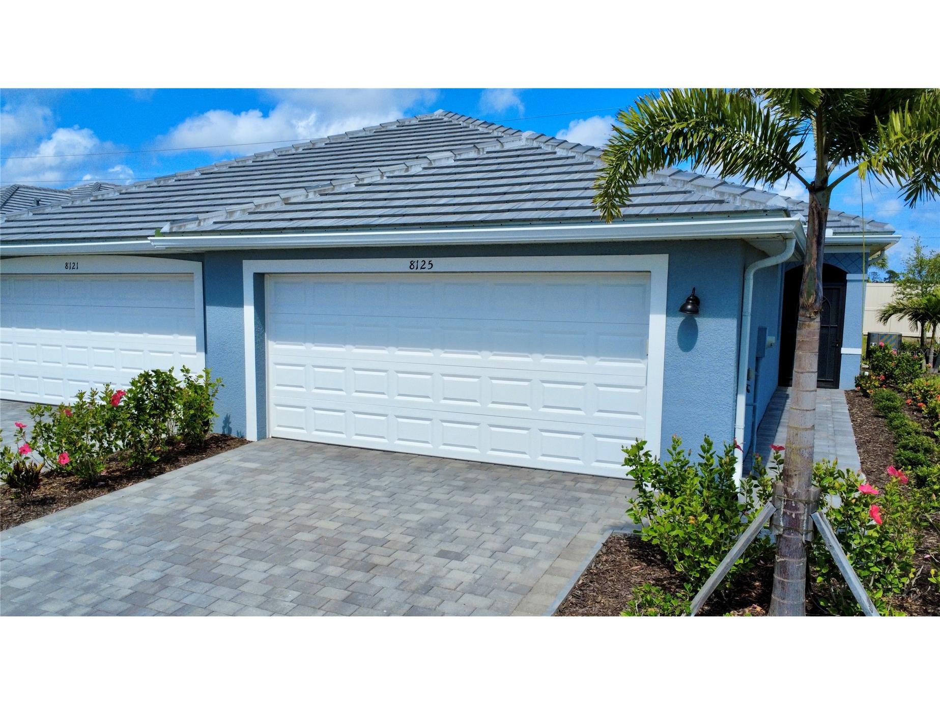 8125 Shore Lake Drive Englewood FL 34224 N6144286 image1