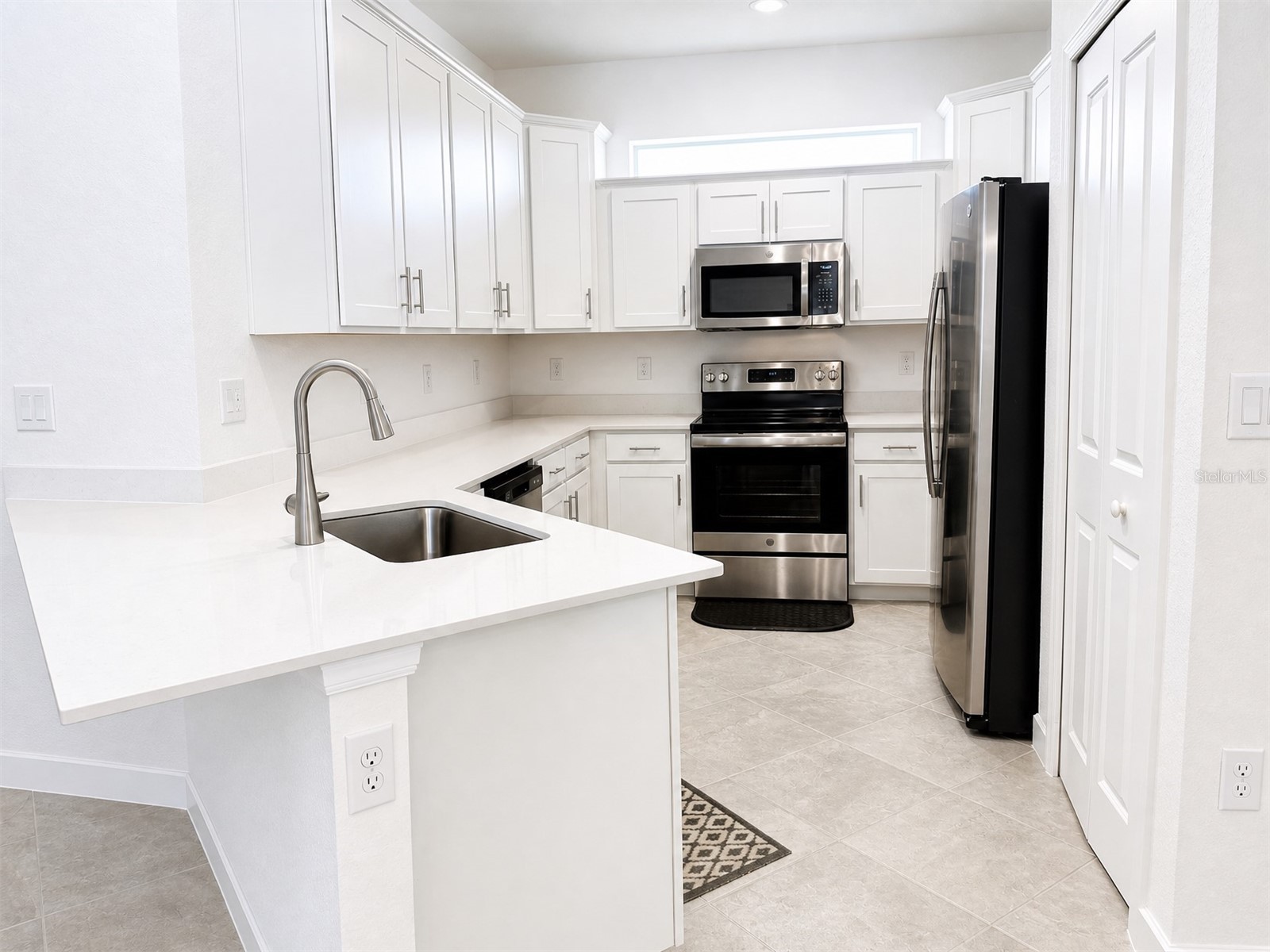 8125 Shore Lake Drive Englewood FL 34224 N6144286 image4