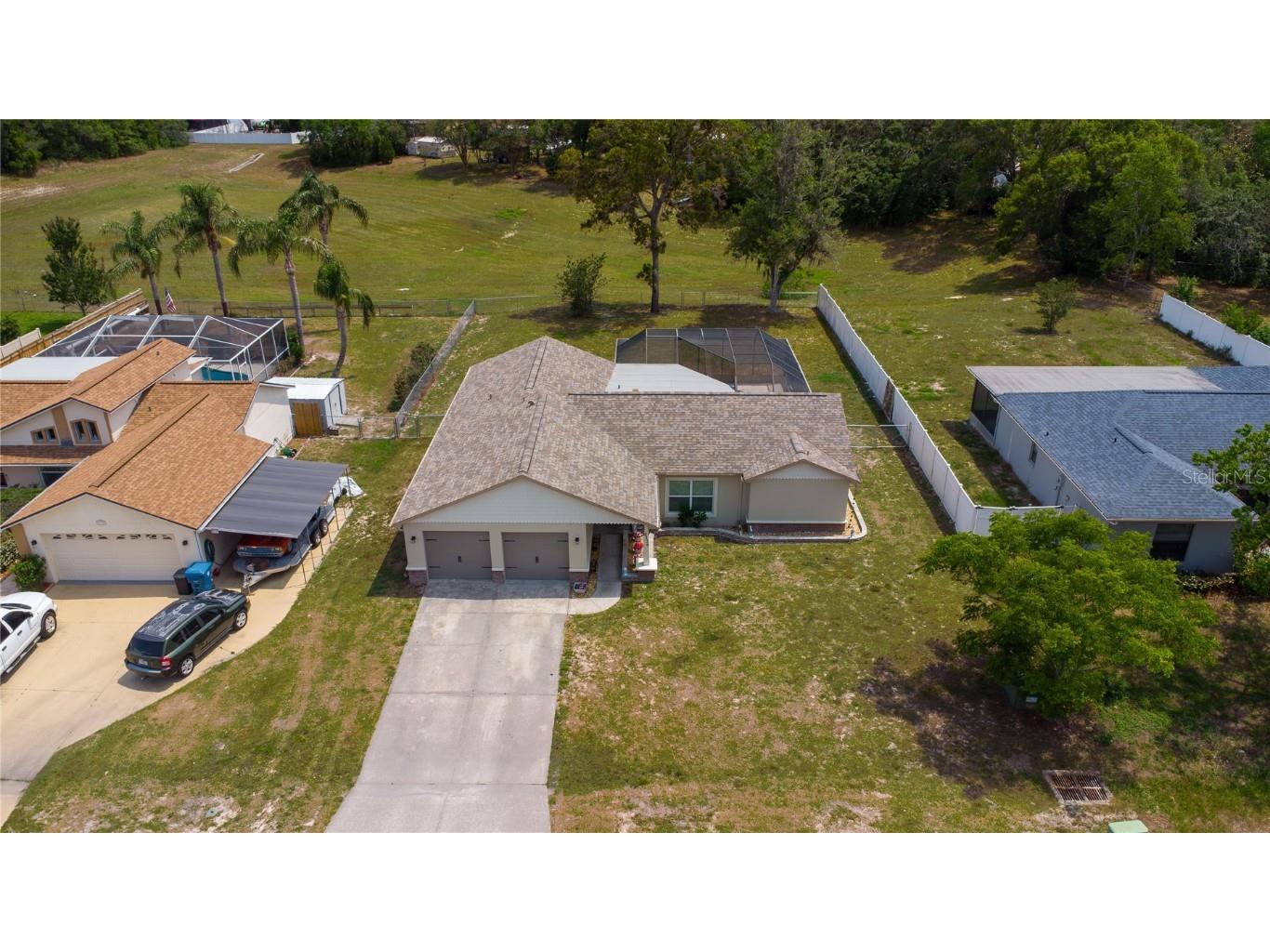 8126 Wooden Drive Spring Hill FL 34606 W7875284 image1