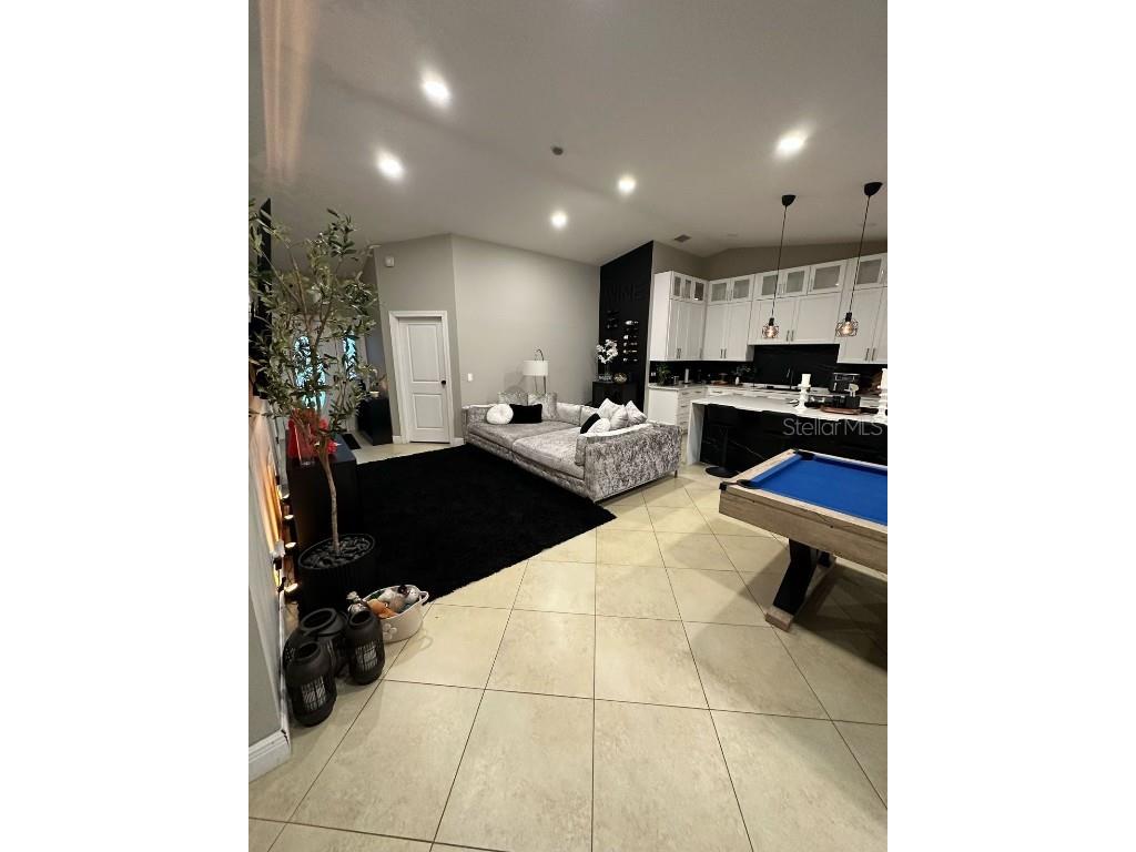 8127 Lesia Circle Orlando FL 32835 O6368755 image5