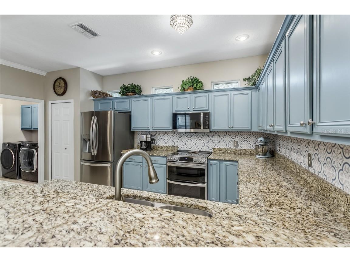 8128 Ambersweet Place Land O Lakes FL 34637 TB8430541 image8