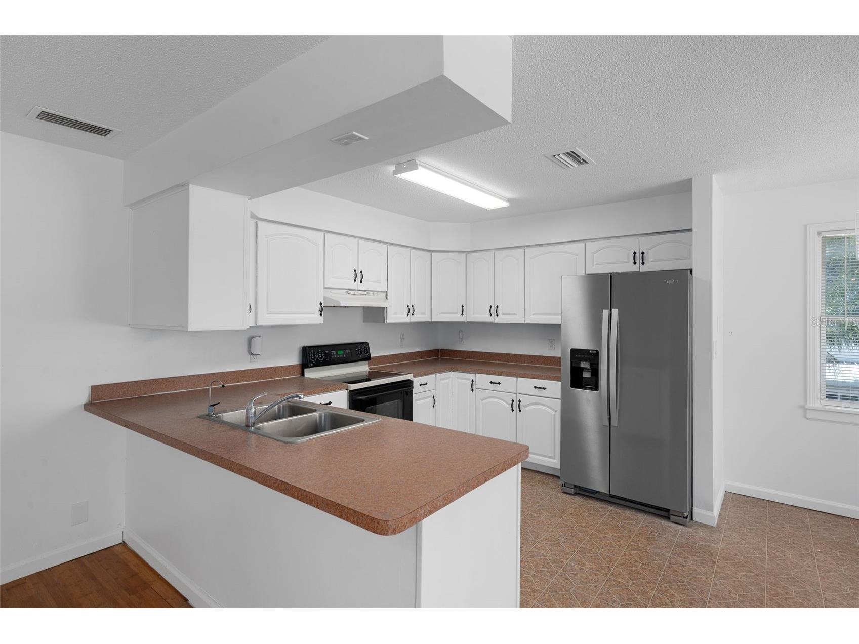 8128 Papaya Street Port Richey FL 34668 W7886591 image16