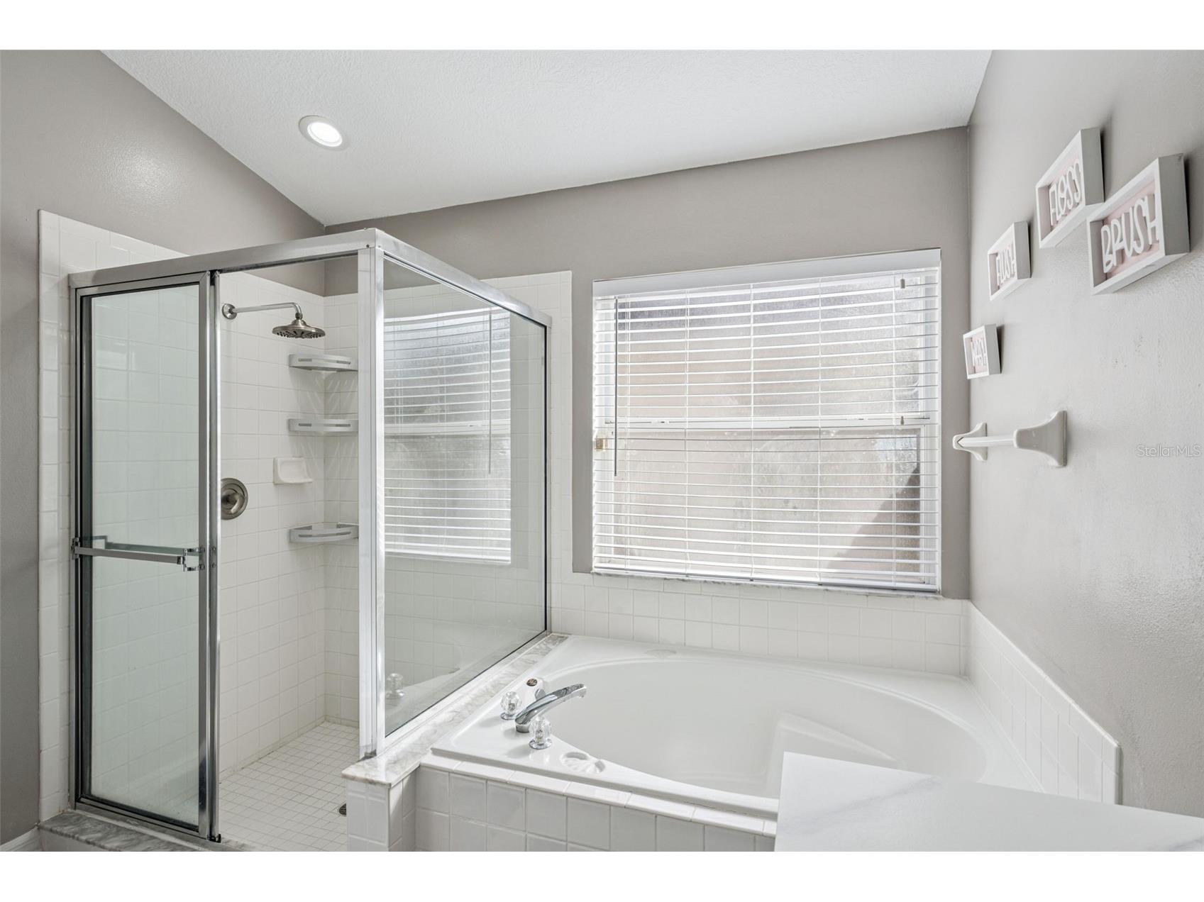 8128 Woodsworth Drive Orlando FL 32817 O6386117 image19