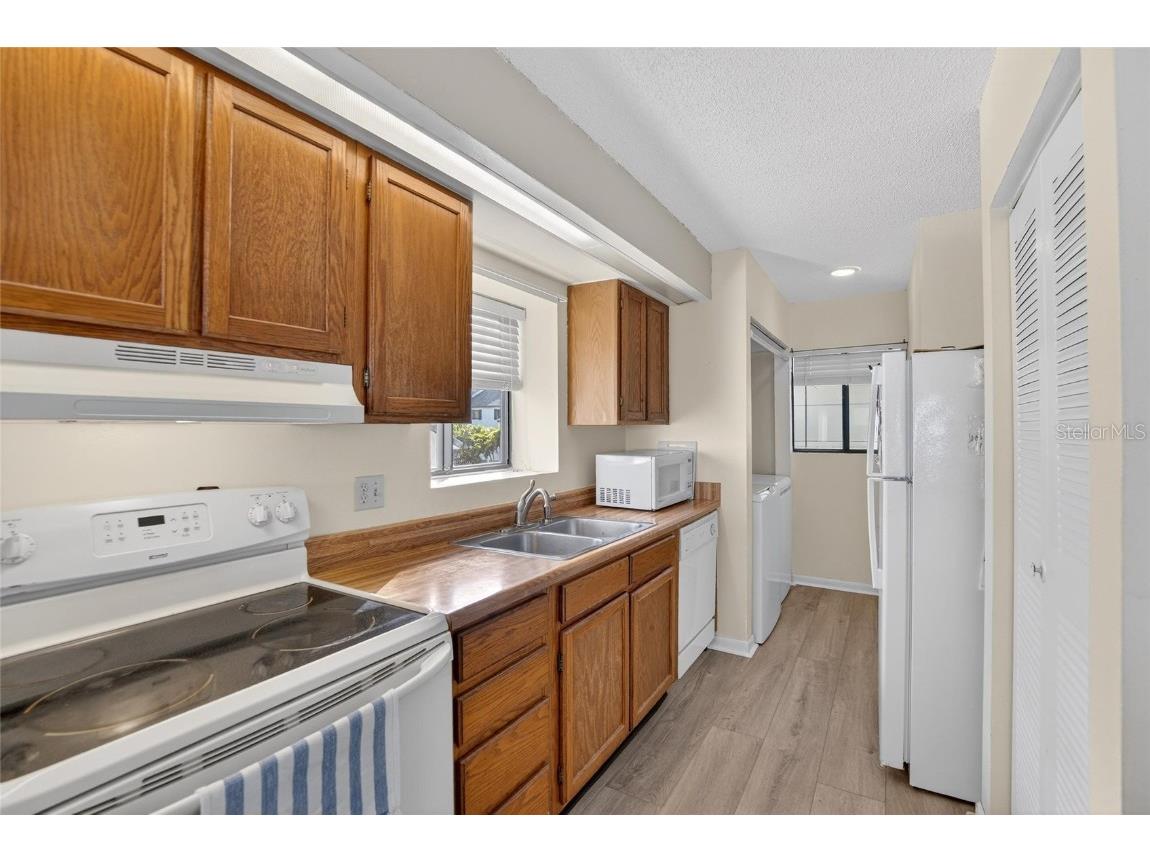 813 Bahia Del Sol Drive #34 Ruskin FL 33570 TB8454961 image13