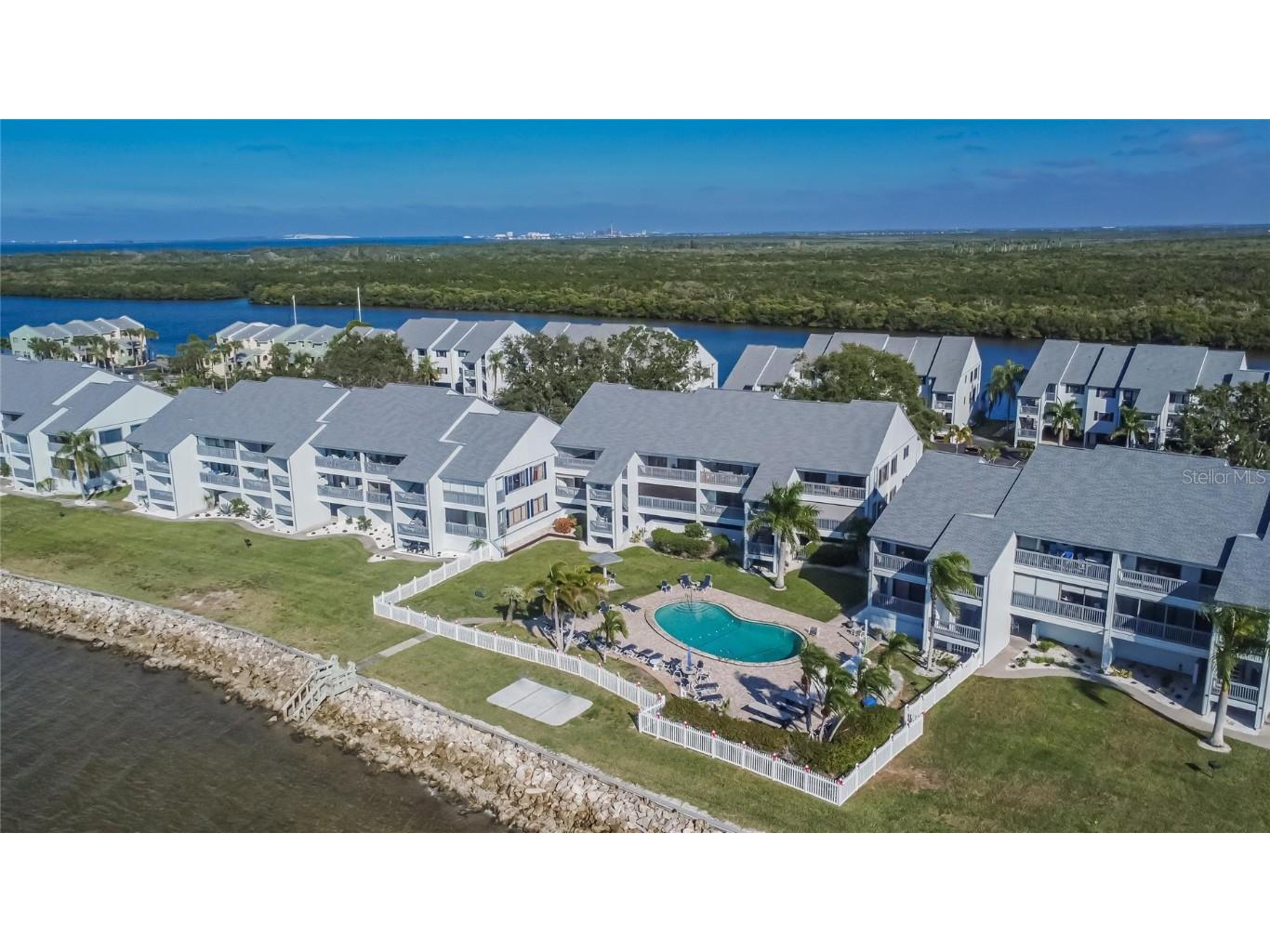 813 Bahia Del Sol Drive #34 Ruskin FL 33570 TB8454961 image70