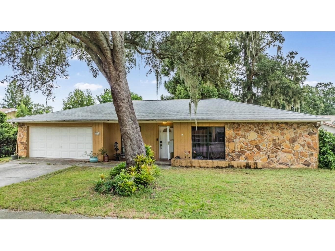 813 Benninger Drive Brandon FL 33510 TB8302821 image1
