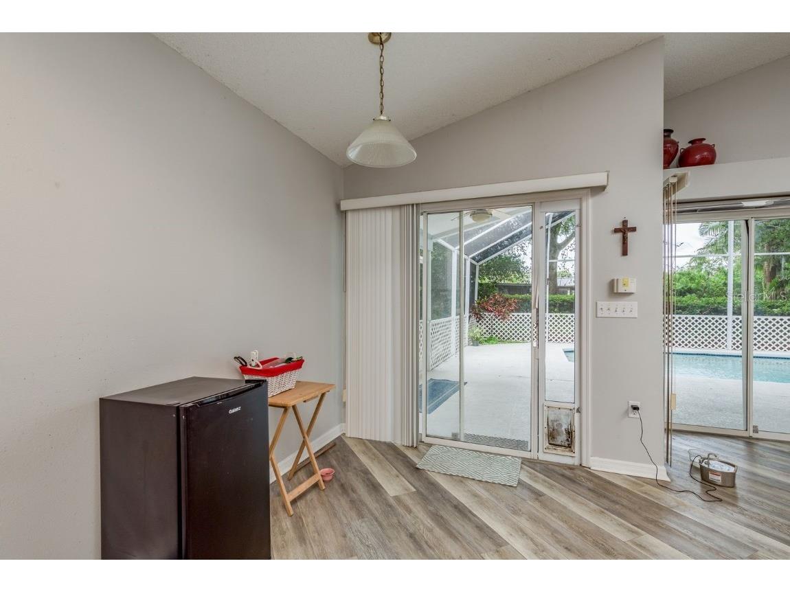 813 Crestridge Drive Tarpon Springs FL 34688 TB8427962 image16