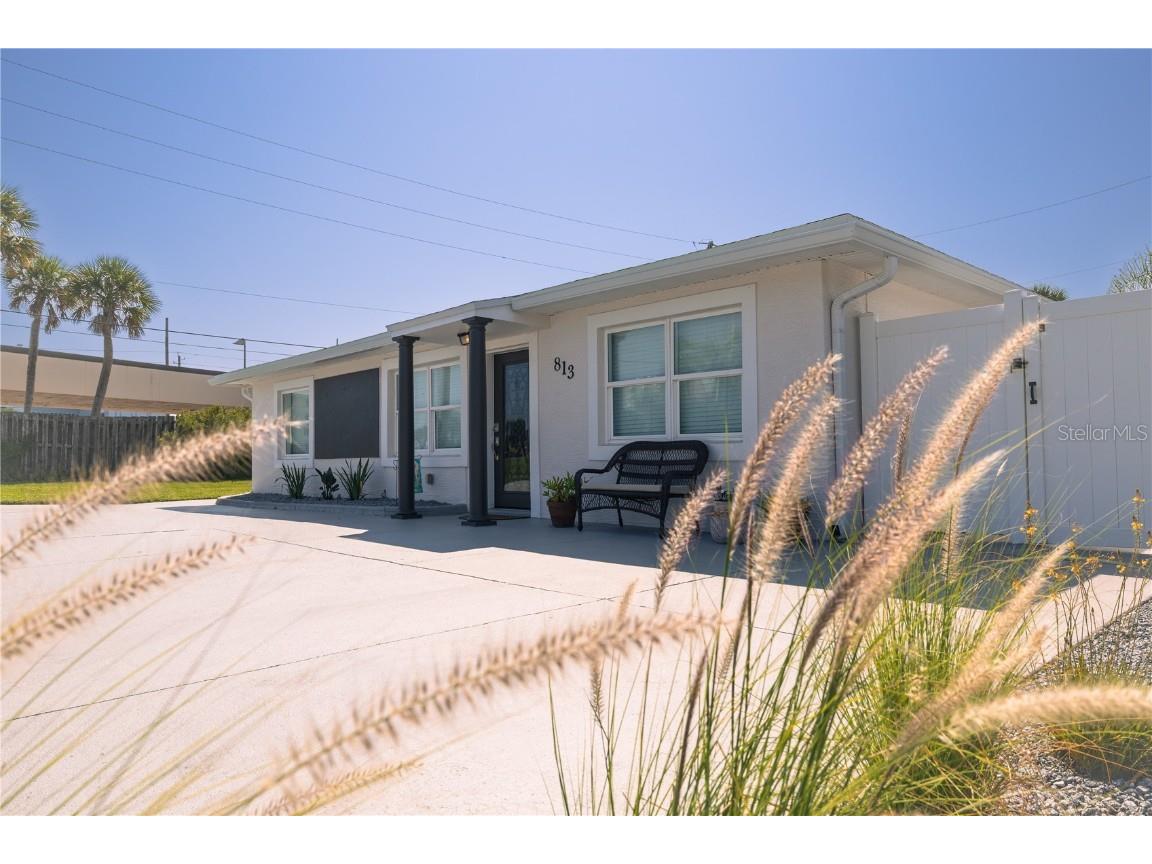 813 E 6th Avenue New Smyrna Beach FL 32169 NS1086254 image3