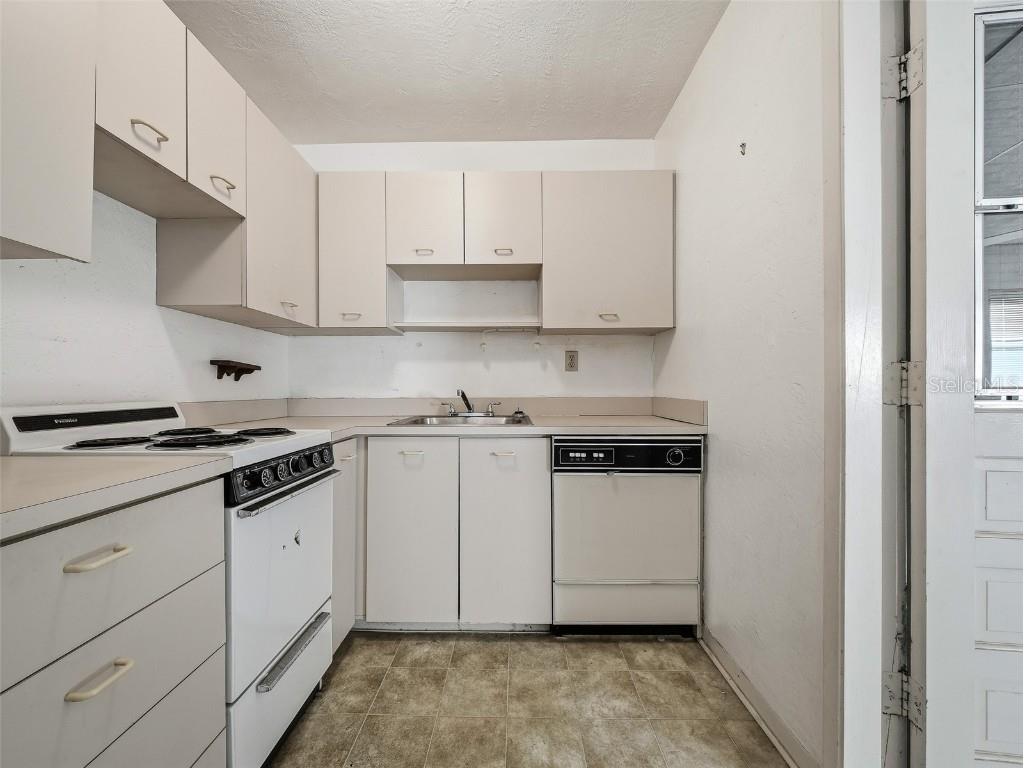 813 E 8th Avenue New Smyrna Beach FL 32169 NS1086657 image22