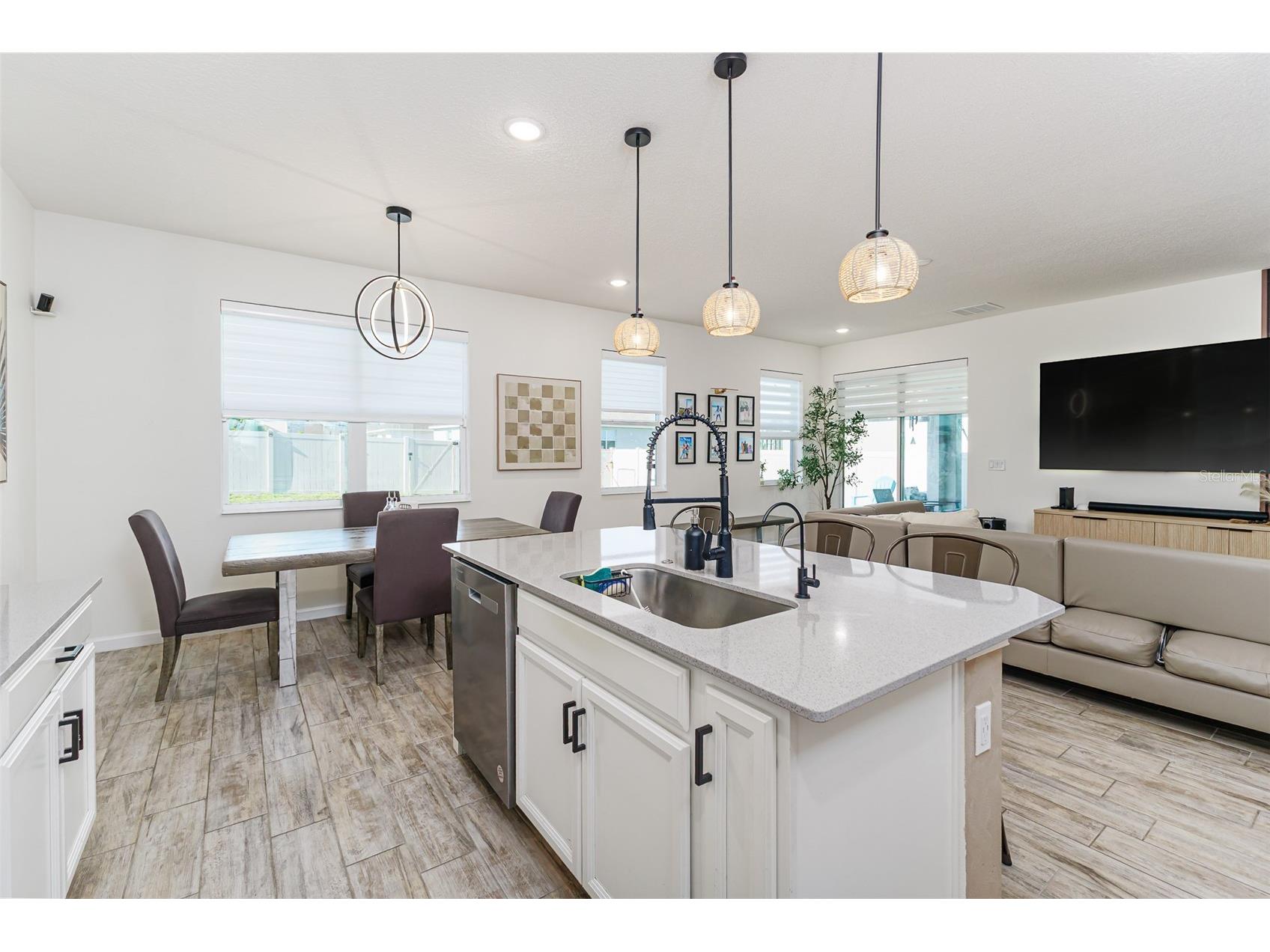 813 Grazie Loop Davenport FL 33837 P4938617 image12