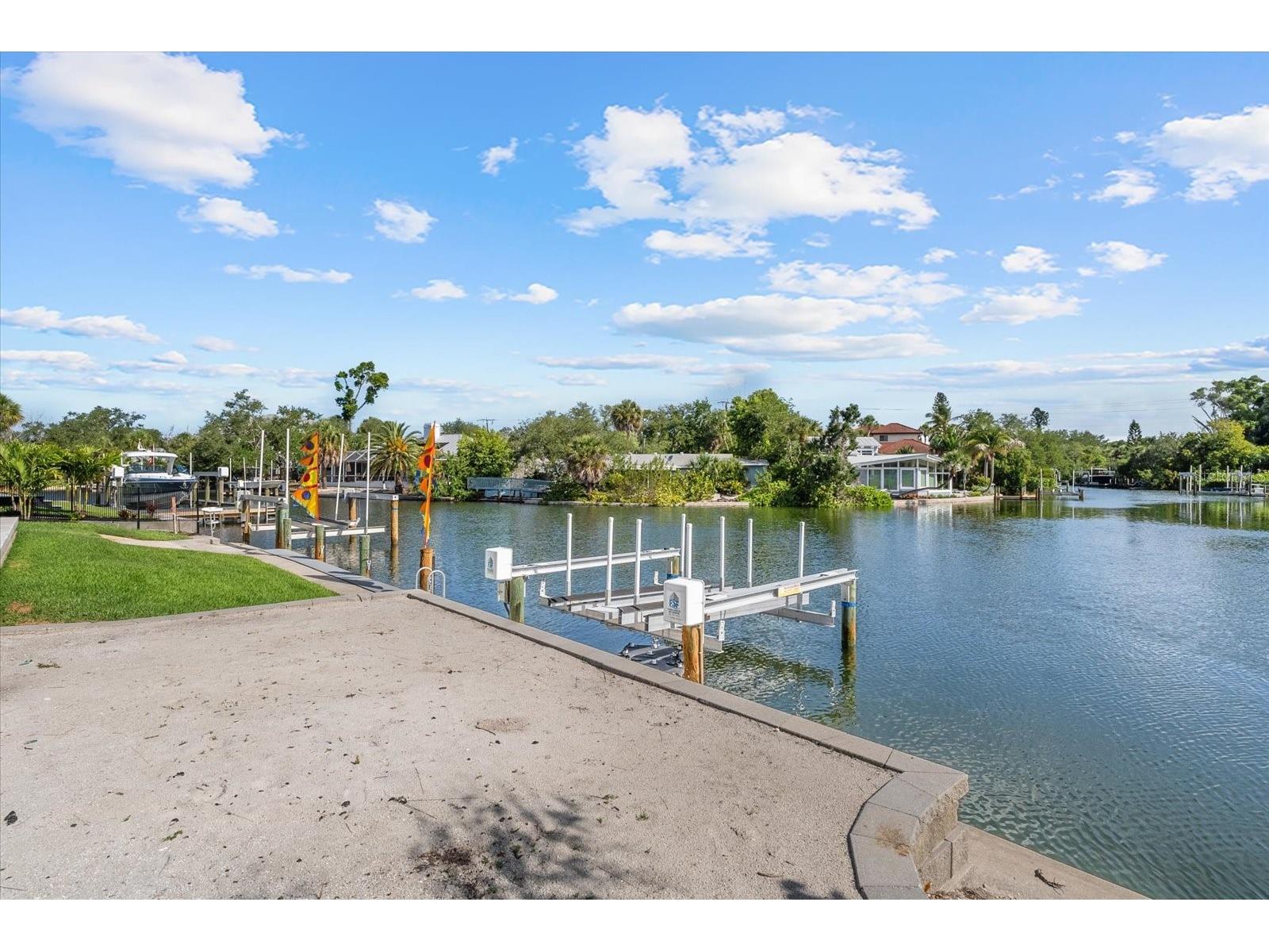813 Idlewild Way Sarasota FL 34242 - GRAND CANAL A4694937 image16