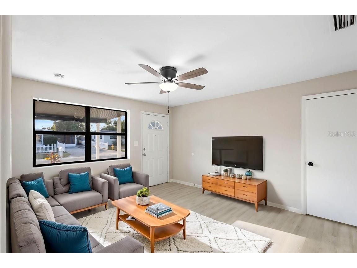 813 Lewis Drive Daytona Beach FL 32117 V4946070 image4