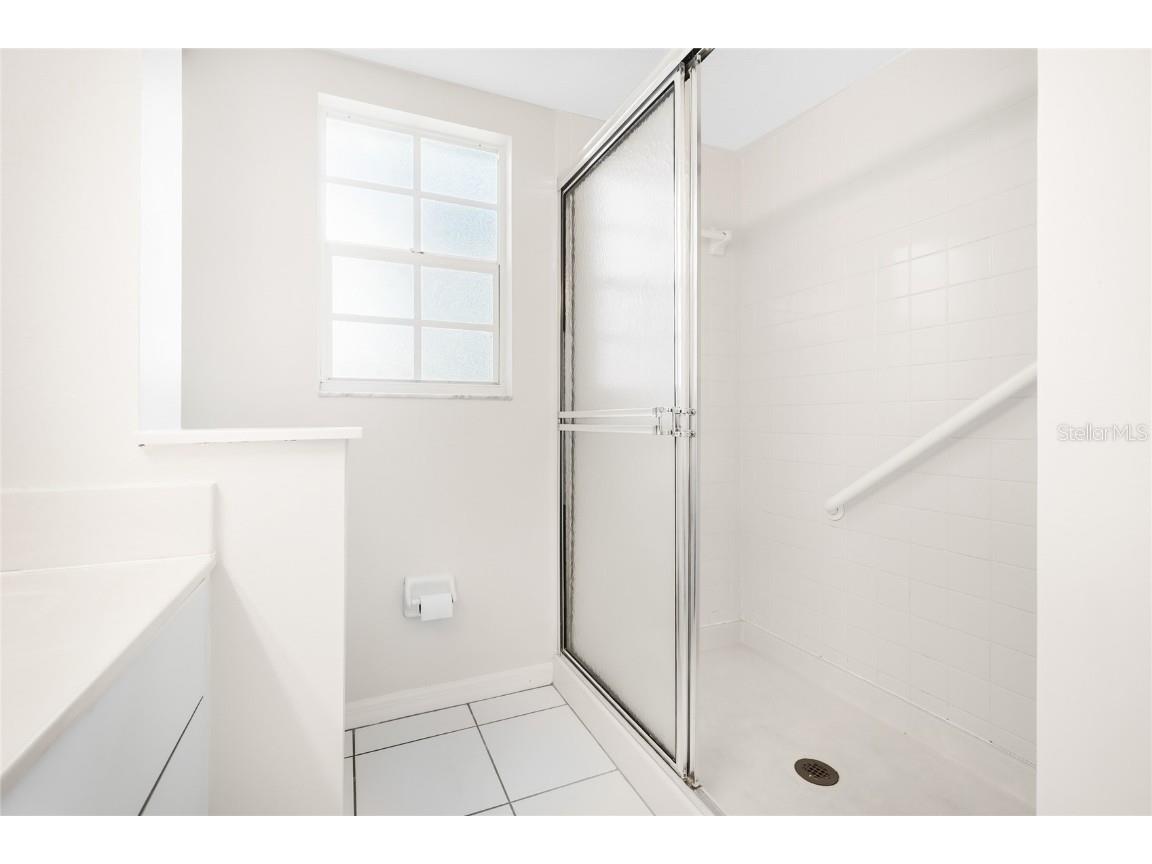 813 Montrose Drive #104 Venice FL 34293 A4665497 image22