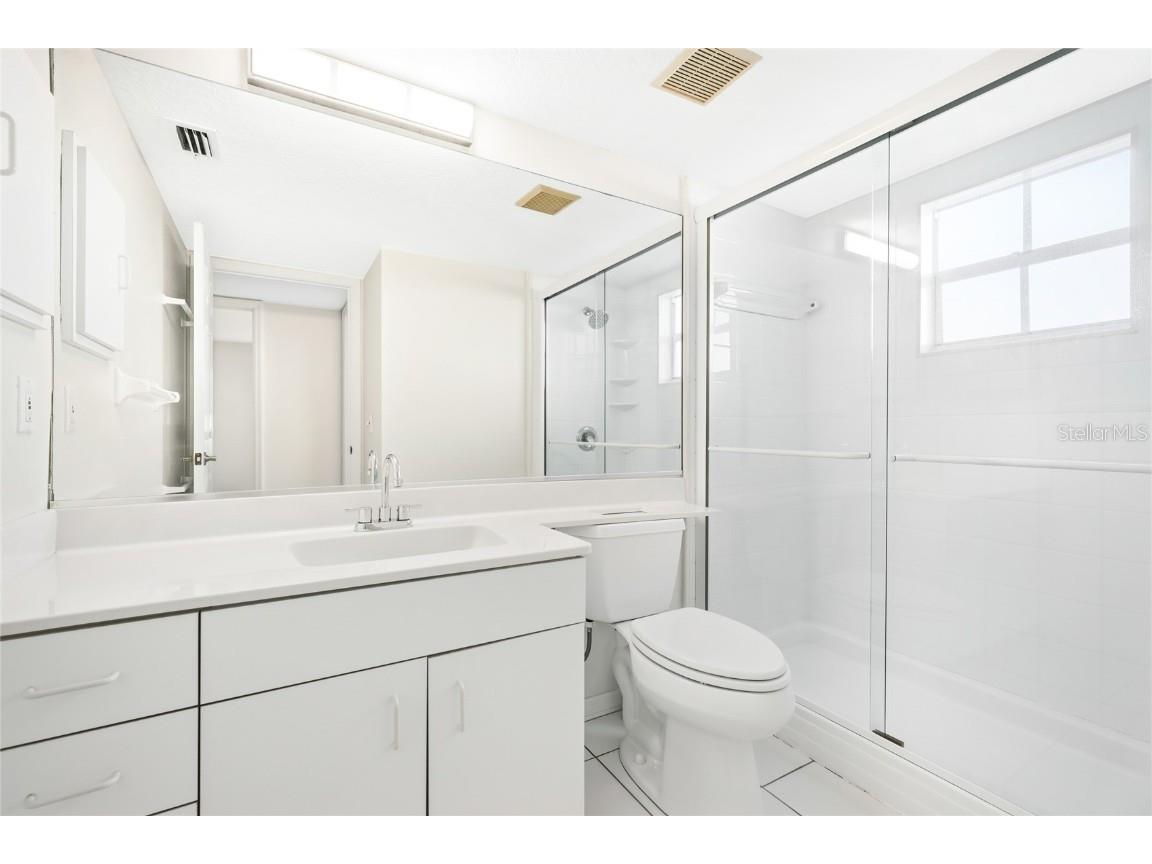 813 Montrose Drive #104 Venice FL 34293 A4665497 image26