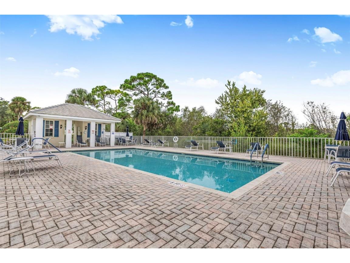 813 Montrose Drive #104 Venice FL 34293 A4665497 image40