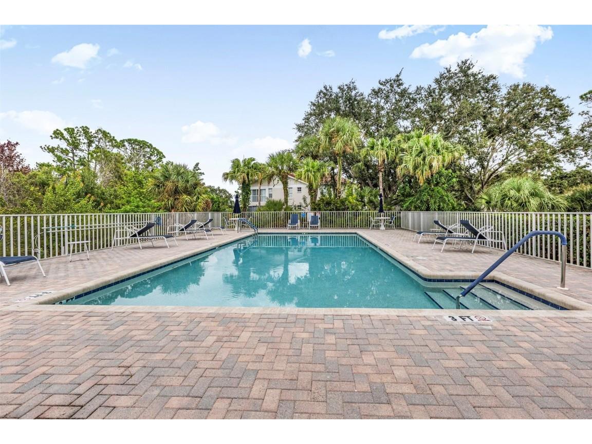 813 Montrose Drive #104 Venice FL 34293 A4665497 image41