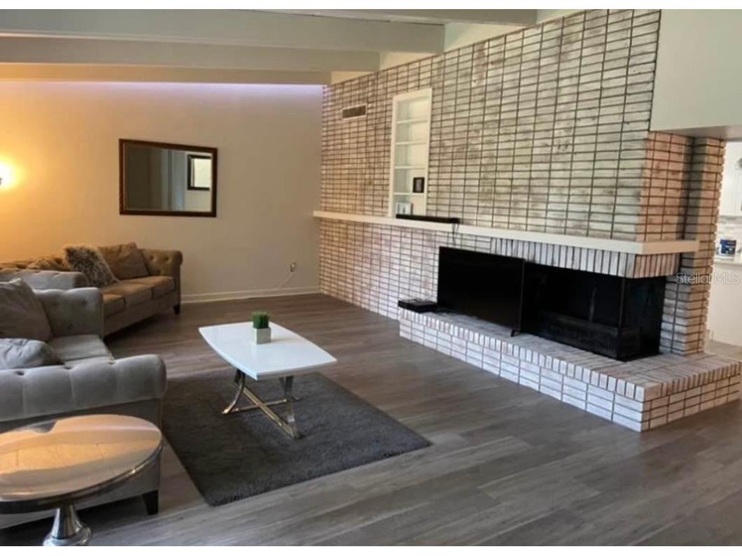 813 NW 22nd Street Gainesville FL 32603 TB8419512 image3