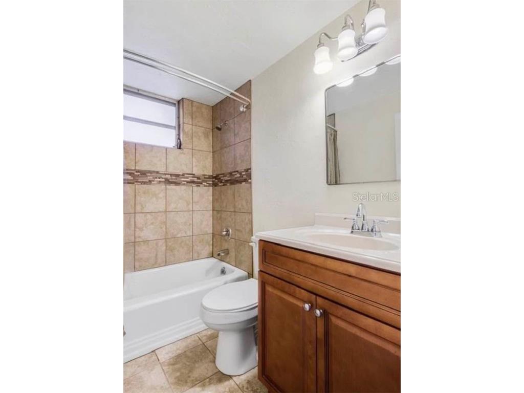 813 NW 22nd Street Gainesville FL 32603 TB8420070 image23