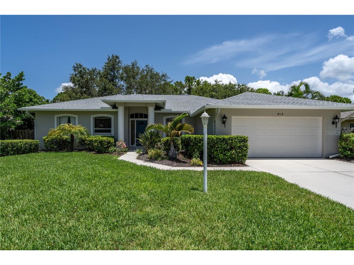 813 Oak Pond Drive Osprey FL 34229 A4577221 image1
