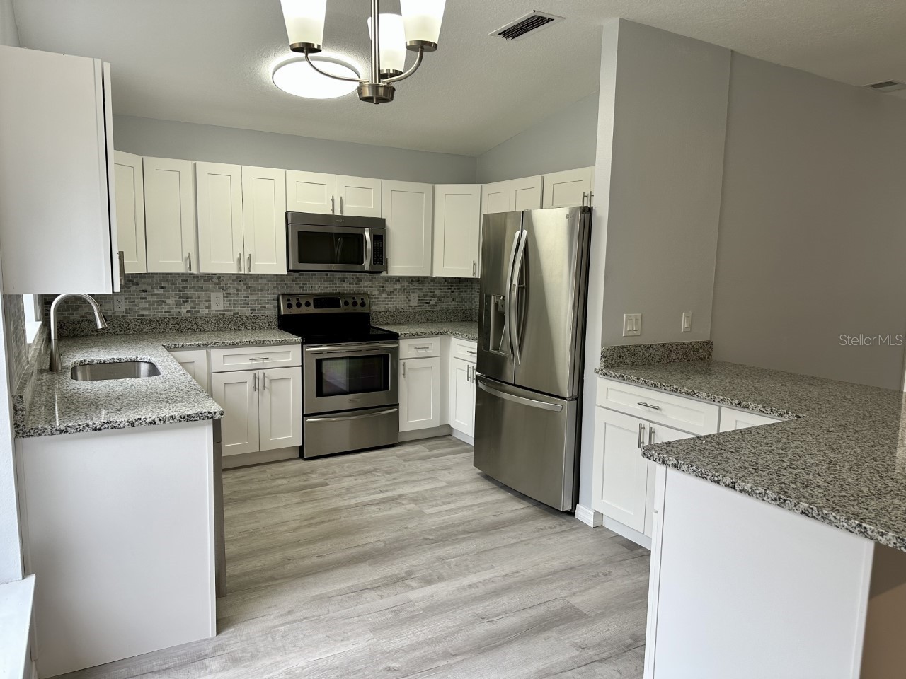 813 Ponderosa Pine Court Orlando FL 32825 O6375659 image3