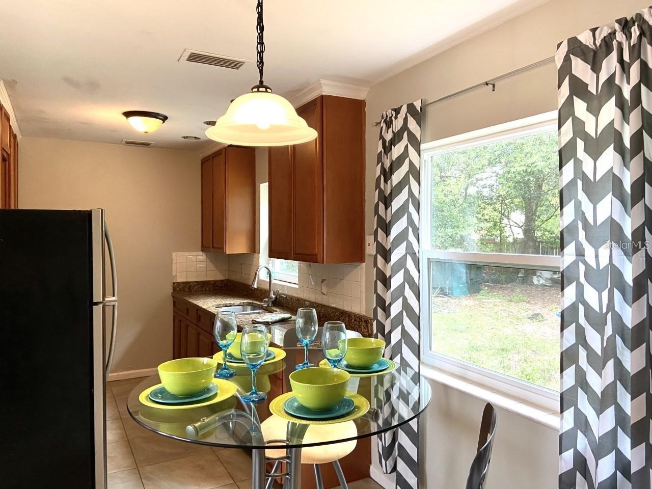813 S Amelia Avenue Deland FL 32724 O6407183 image4