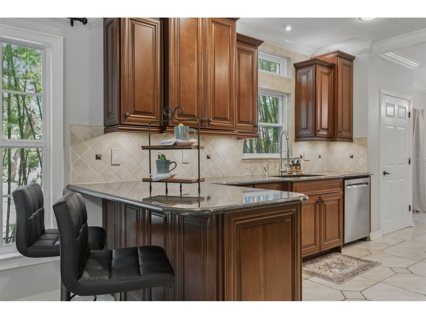 813 S West Shore Boulevard Tampa FL 33609 TB8486407 image16