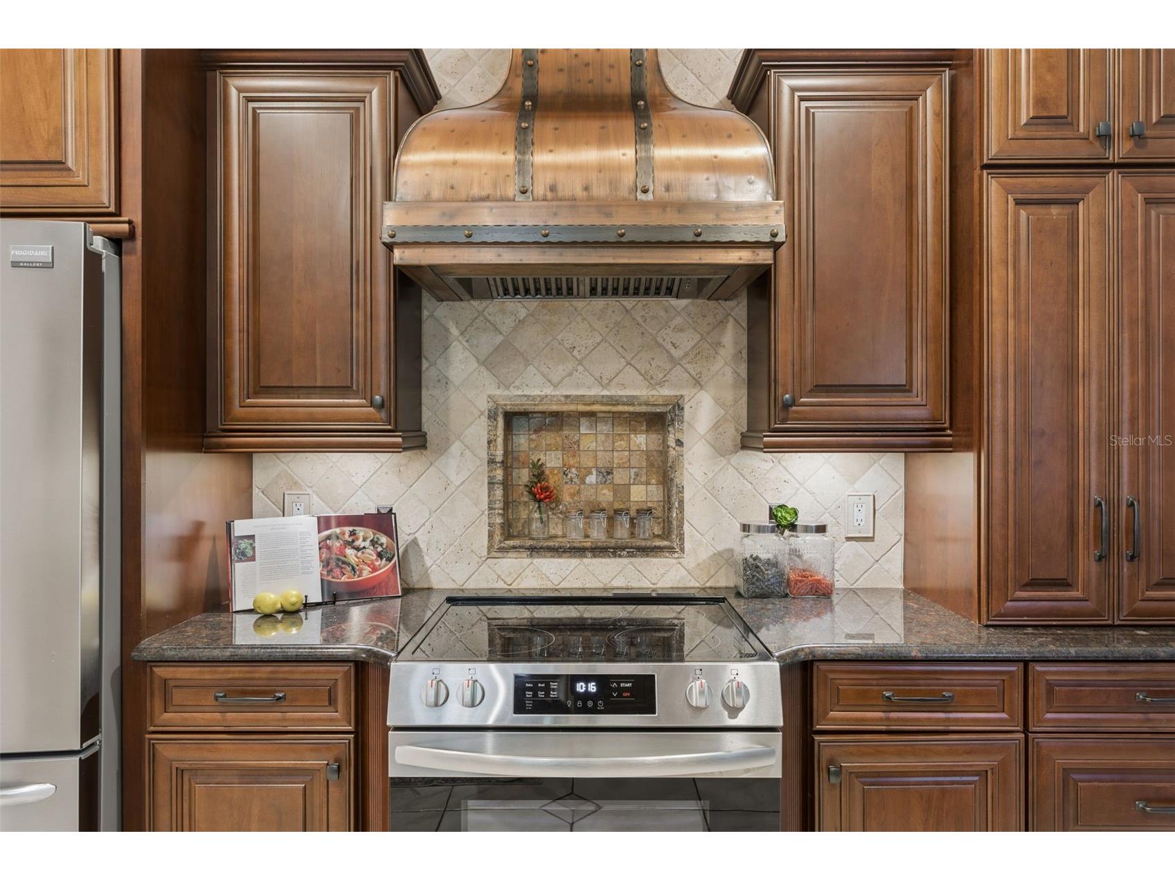 813 S West Shore Boulevard Tampa FL 33609 TB8486407 image18