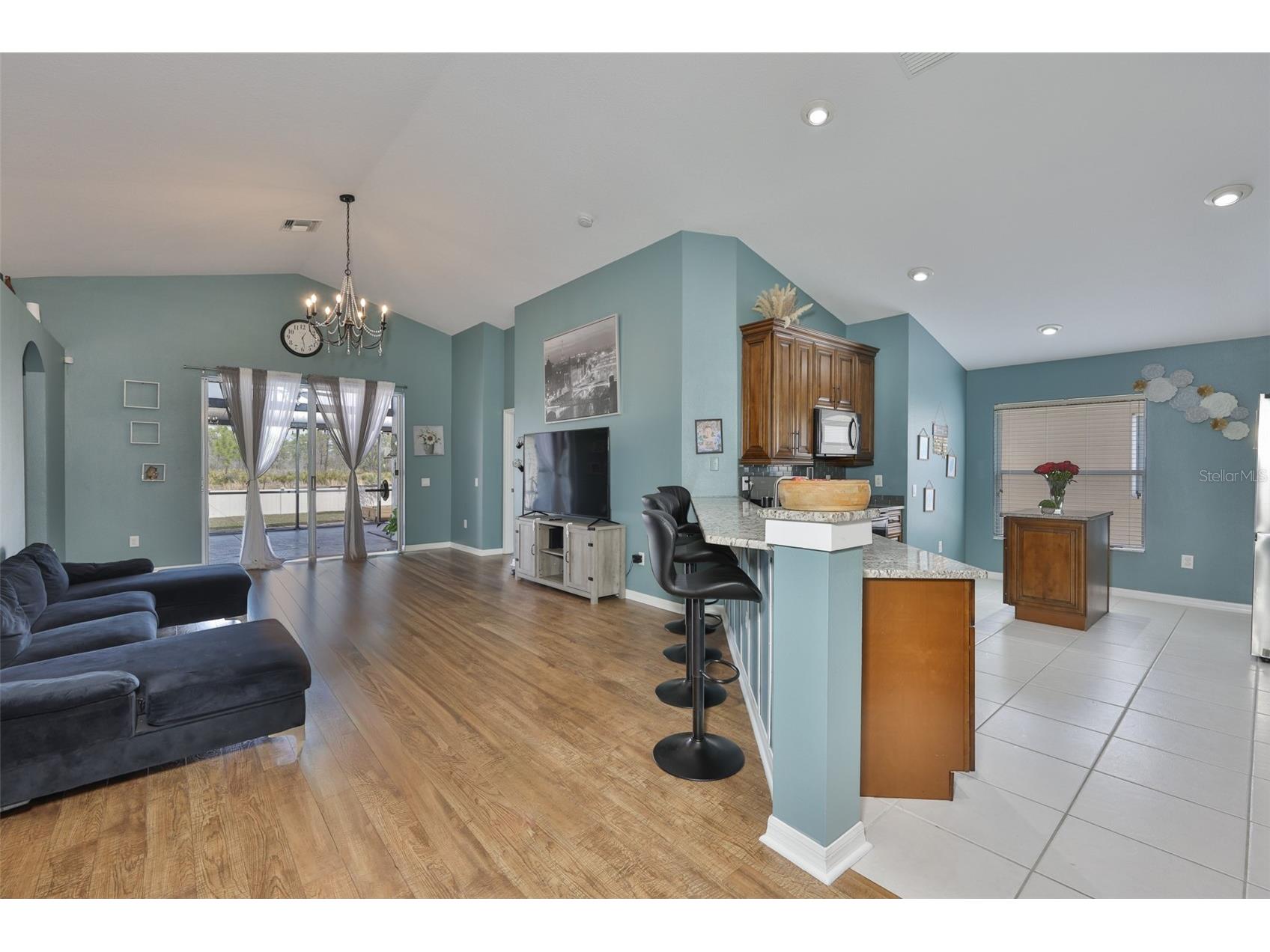 8130 Alamosa Wood Avenue Ruskin FL 33573 A4683366 image7