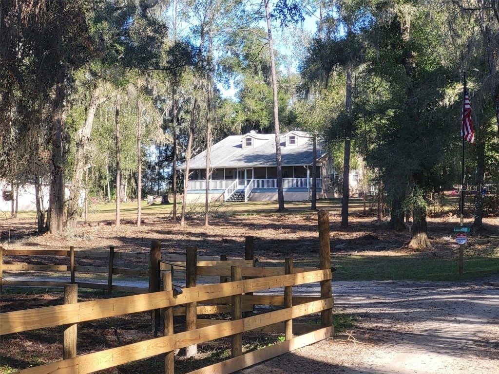 8130 Croom Rital Road Brooksville FL 34602 - Spring Lake U8228628 image1