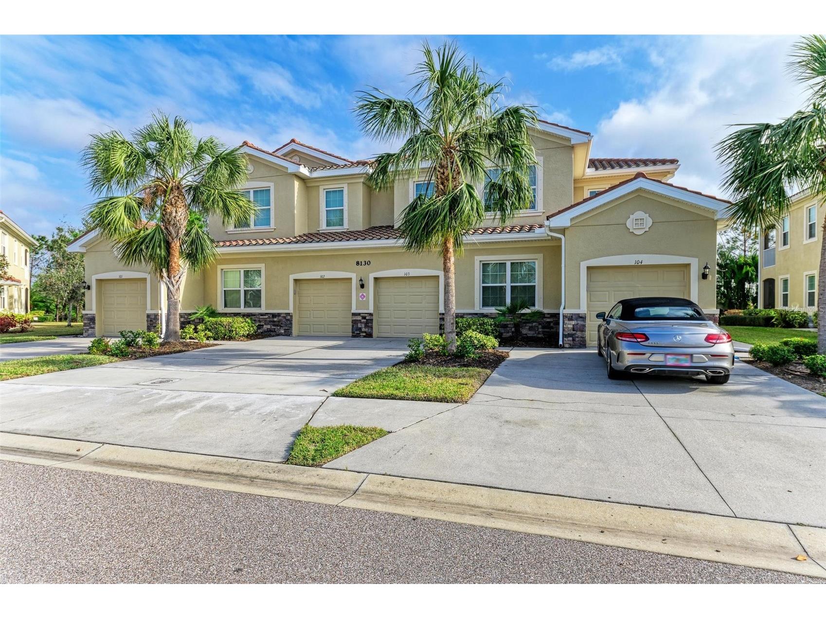 8130 Enclave Way #102 Sarasota FL 34243 TB8443307 image1