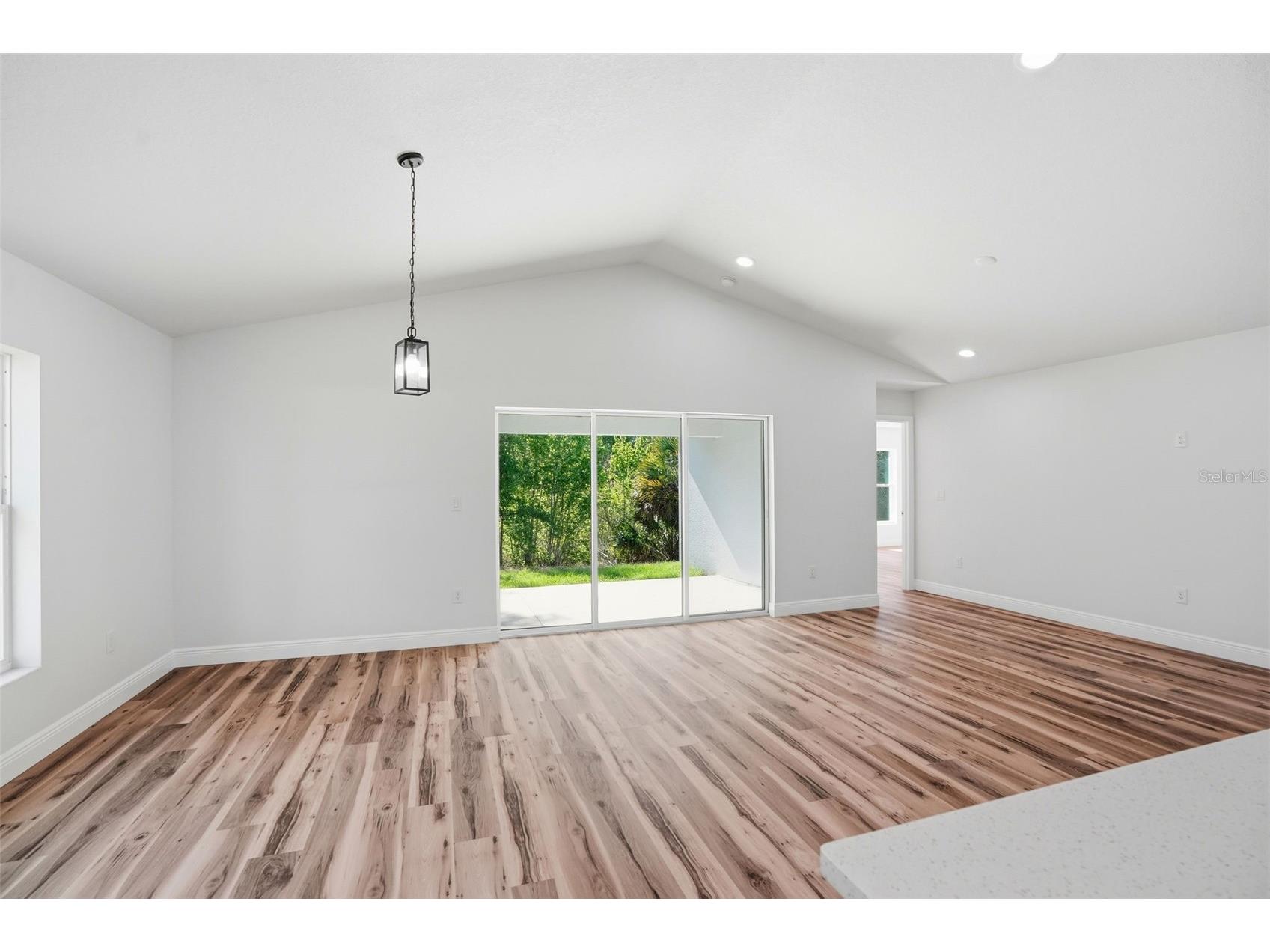 8130 Ridge Road Weeki Wachee FL 34613 W7884340 image18