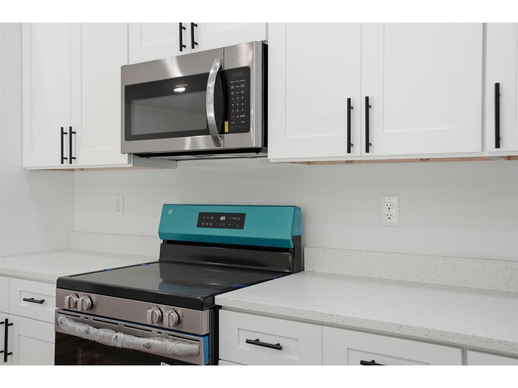 8130 Ridge Road Weeki Wachee FL 34613 W7884340 image22