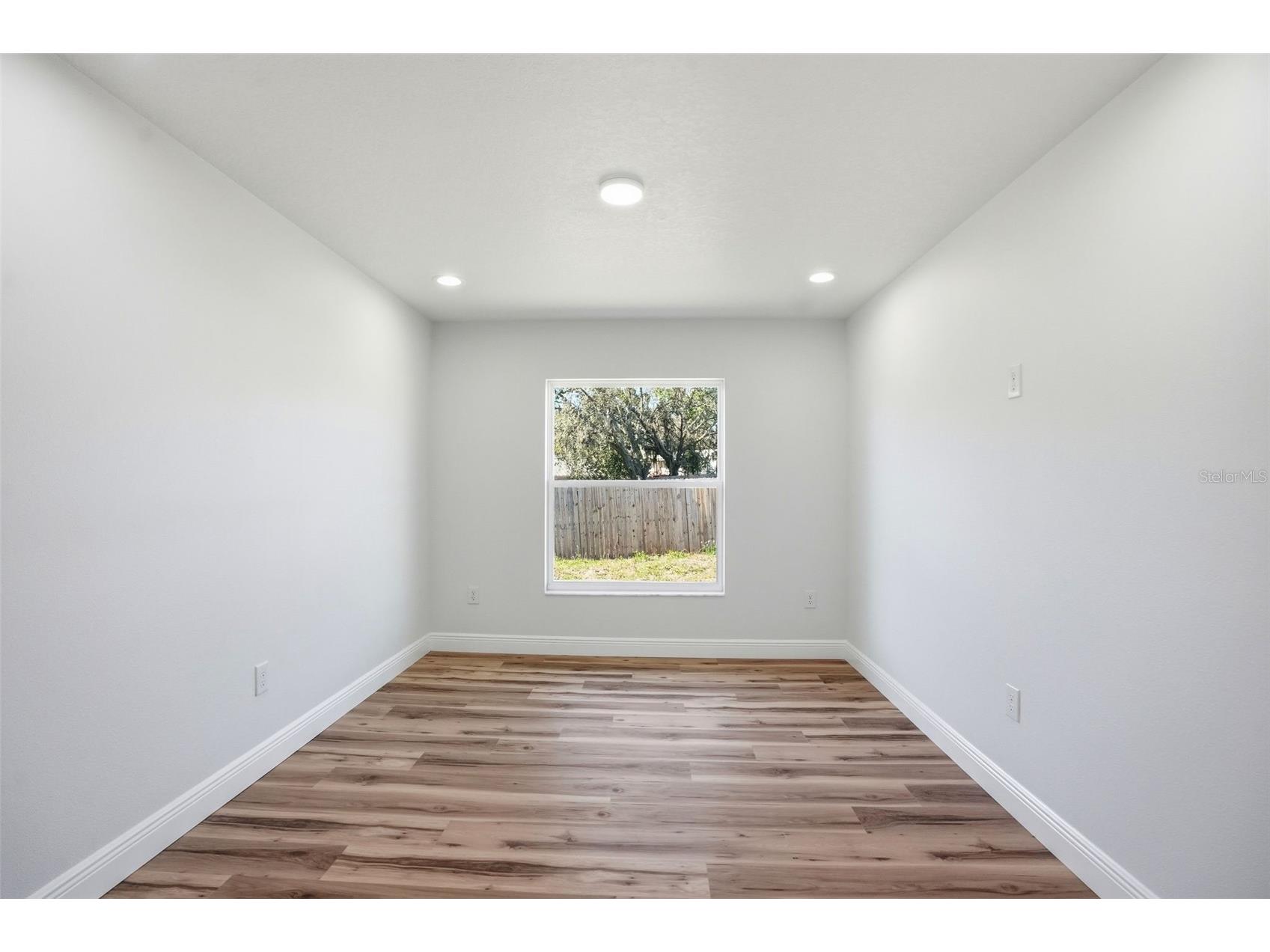 8130 Ridge Road Weeki Wachee FL 34613 W7884340 image26