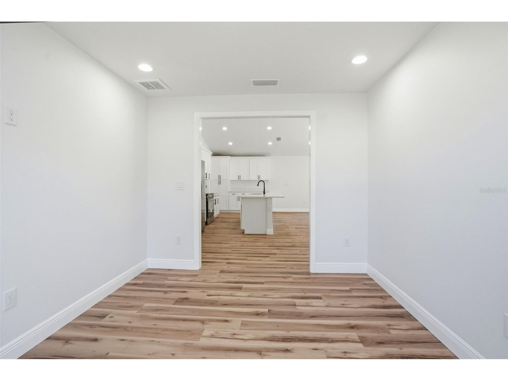 8130 Ridge Road Weeki Wachee FL 34613 W7884340 image28