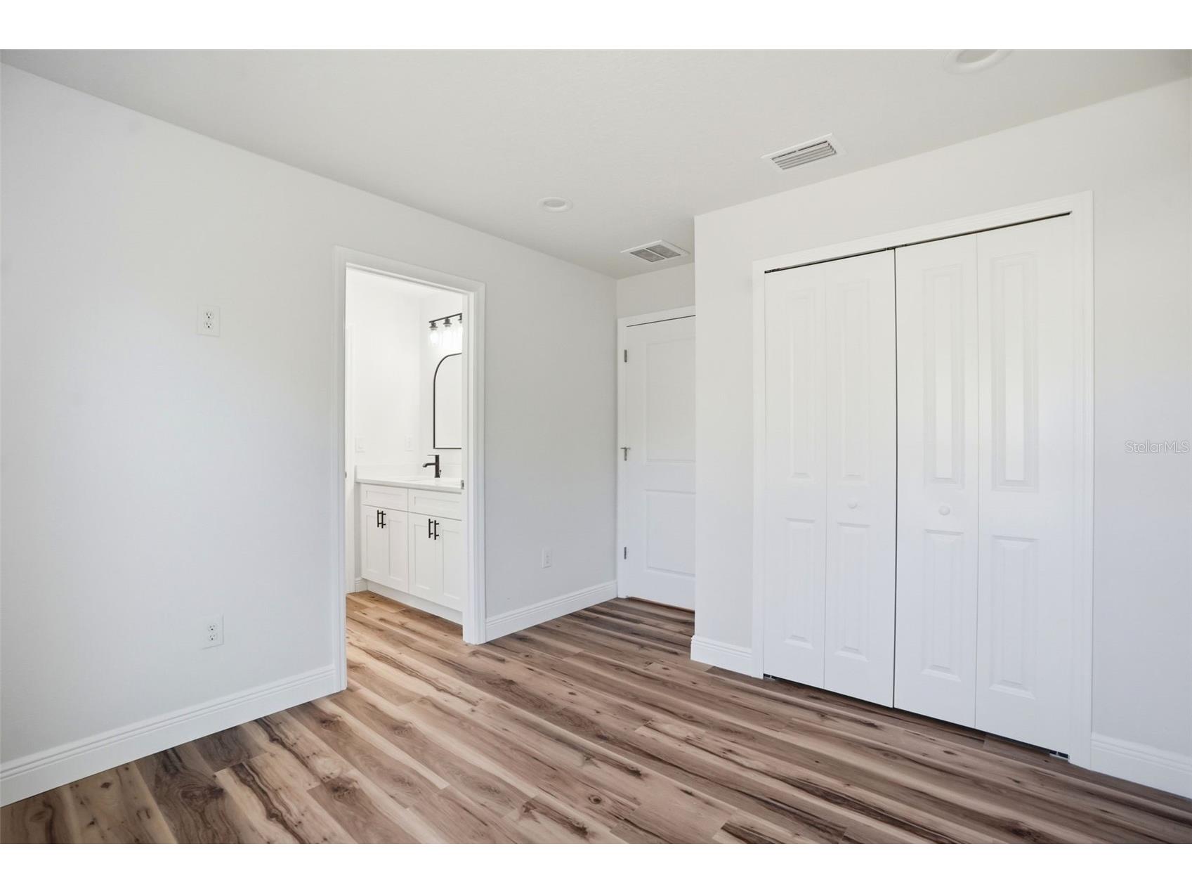 8130 Ridge Road Weeki Wachee FL 34613 W7884340 image42