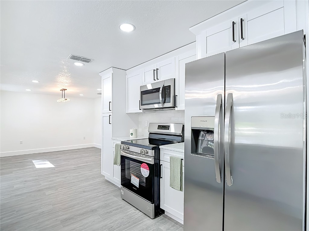 8130 San Felipe Court Port Richey FL 34668 W7880629 image8