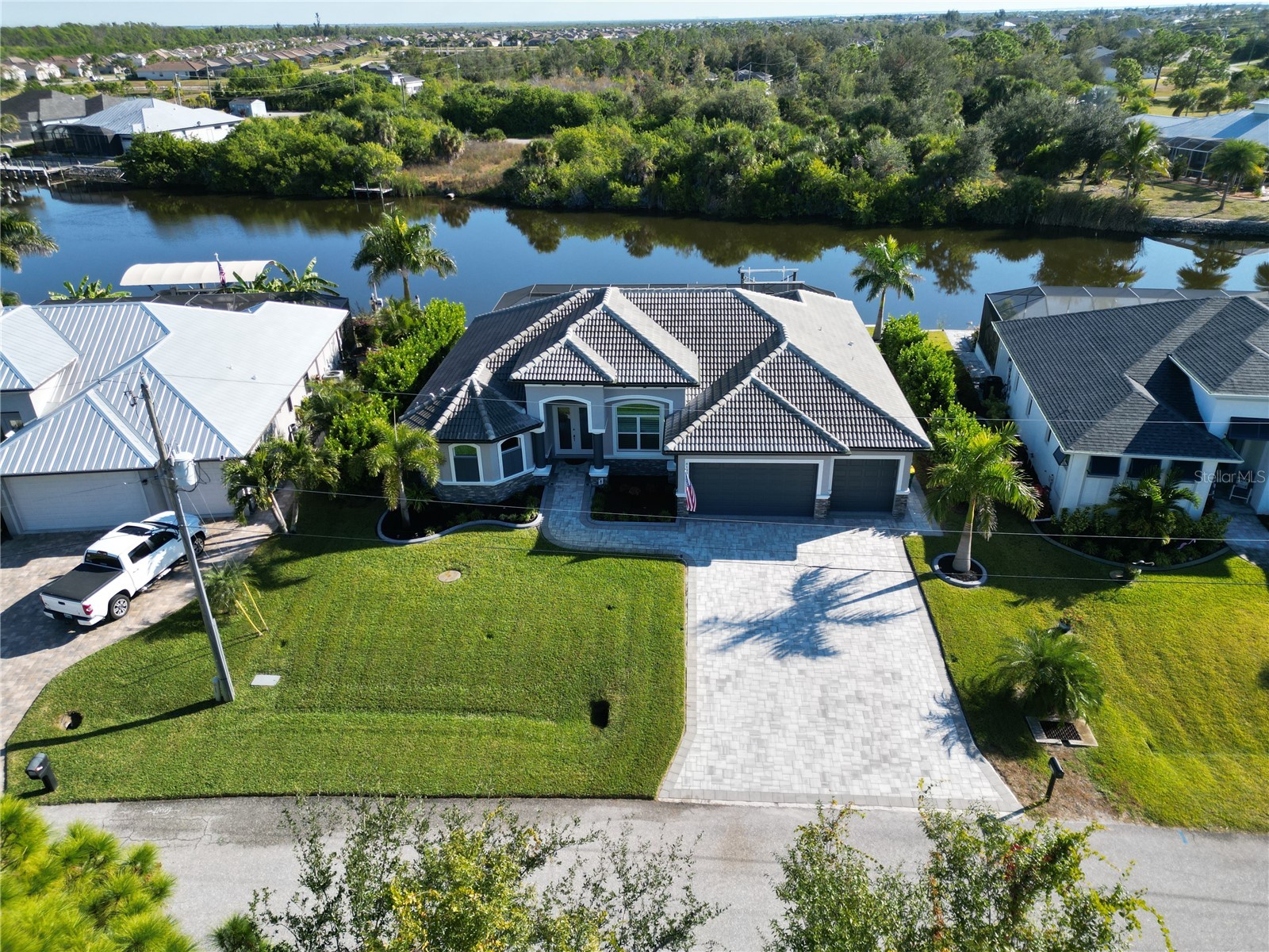8130 Santa Cruz Drive Port Charlotte FL 33981 - SANTA CRUZ WATERWAY D6144797 image1