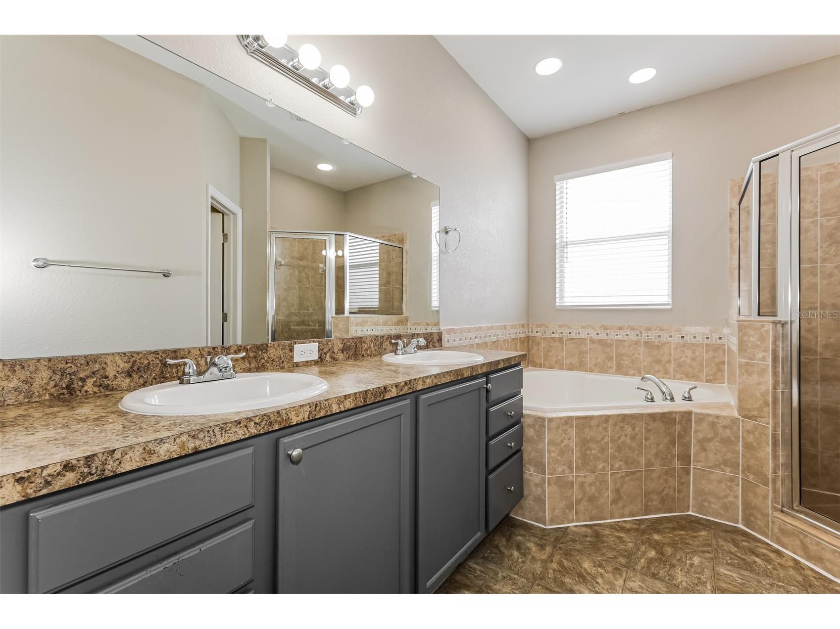 8130 Woodvine Circle Lakeland FL 33810 O6408084 image14