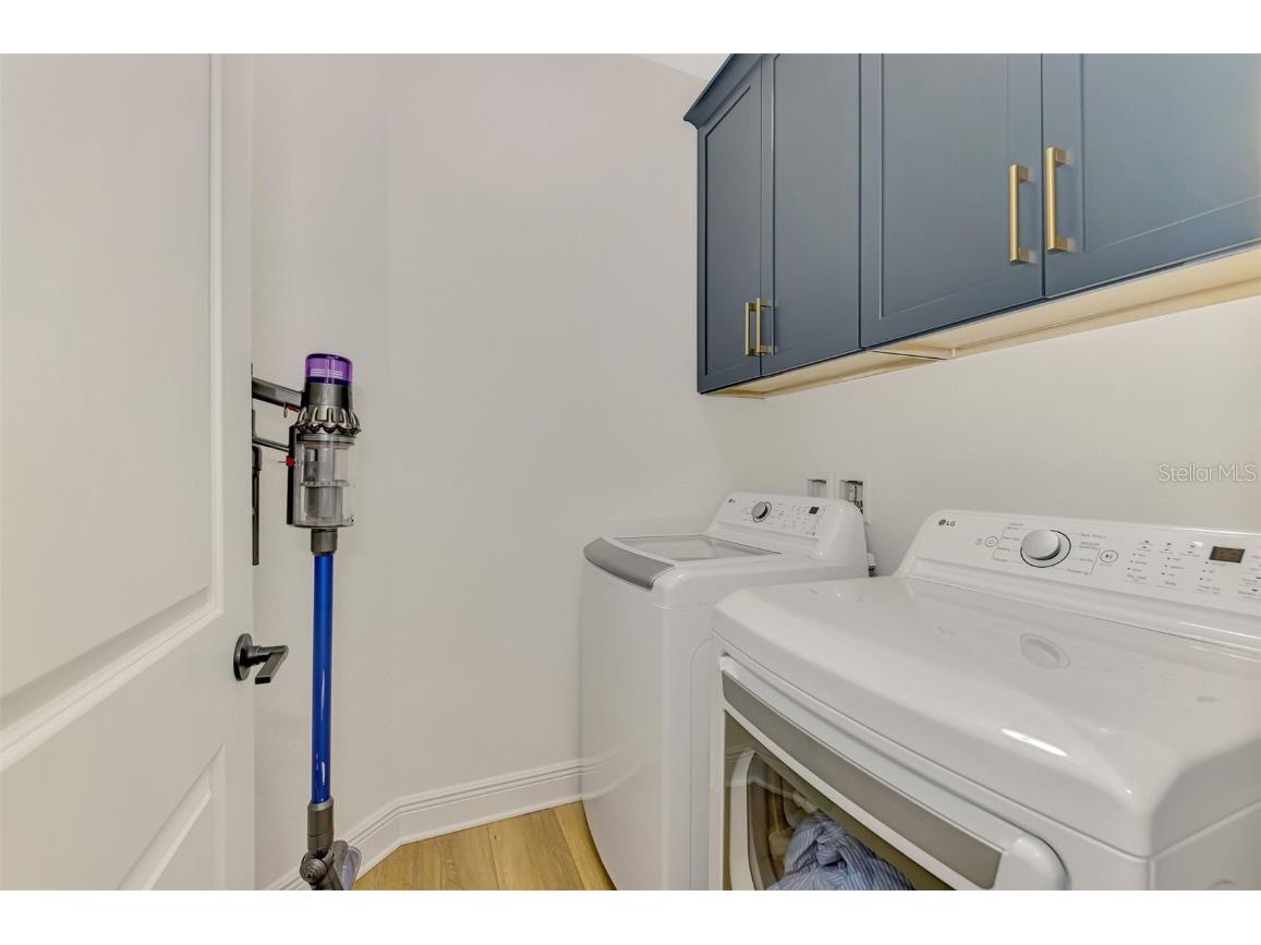 8131 Anthirium Loop Sarasota FL 34240 A4664255 image44