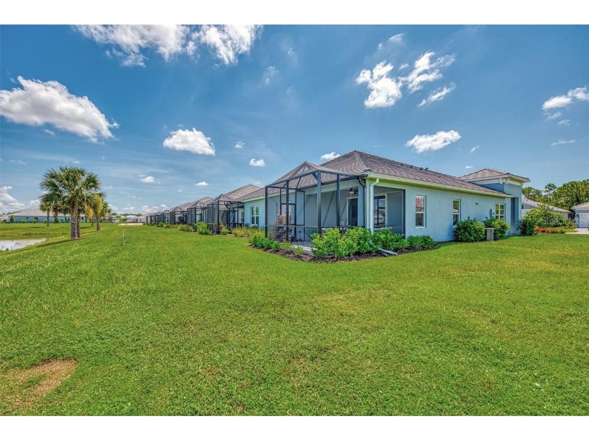 8131 Anthirium Loop Sarasota FL 34240 A4664255 image50