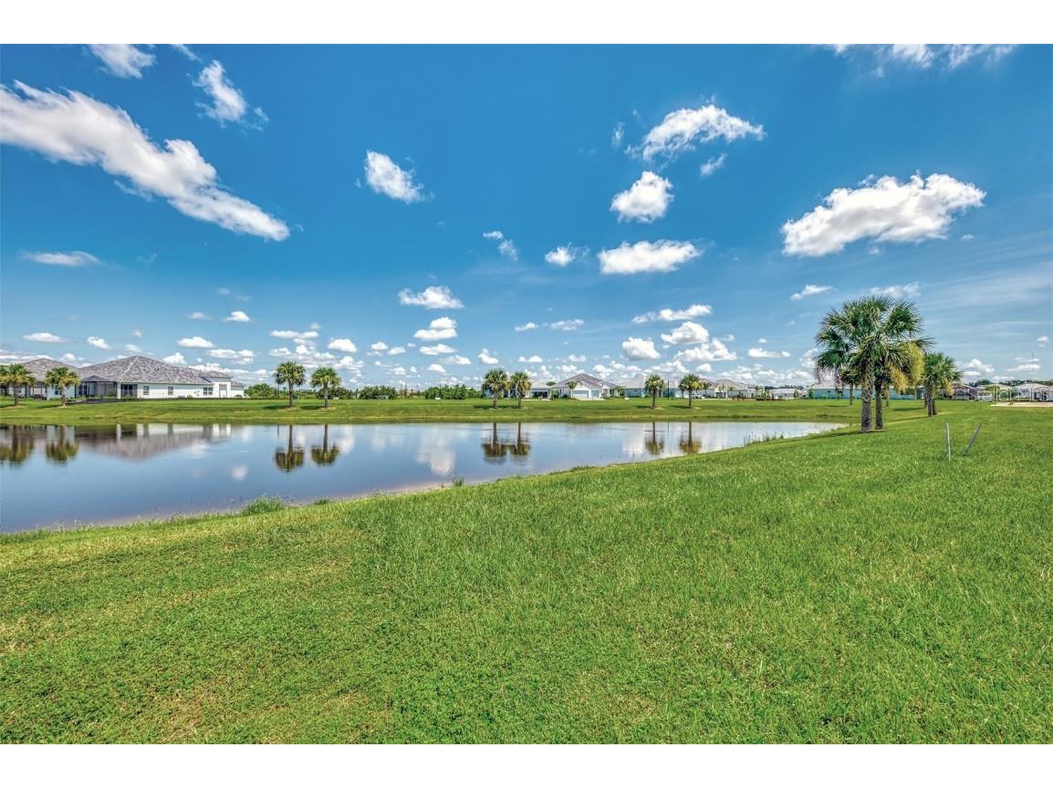 8131 Anthirium Loop Sarasota FL 34240 A4664255 image53