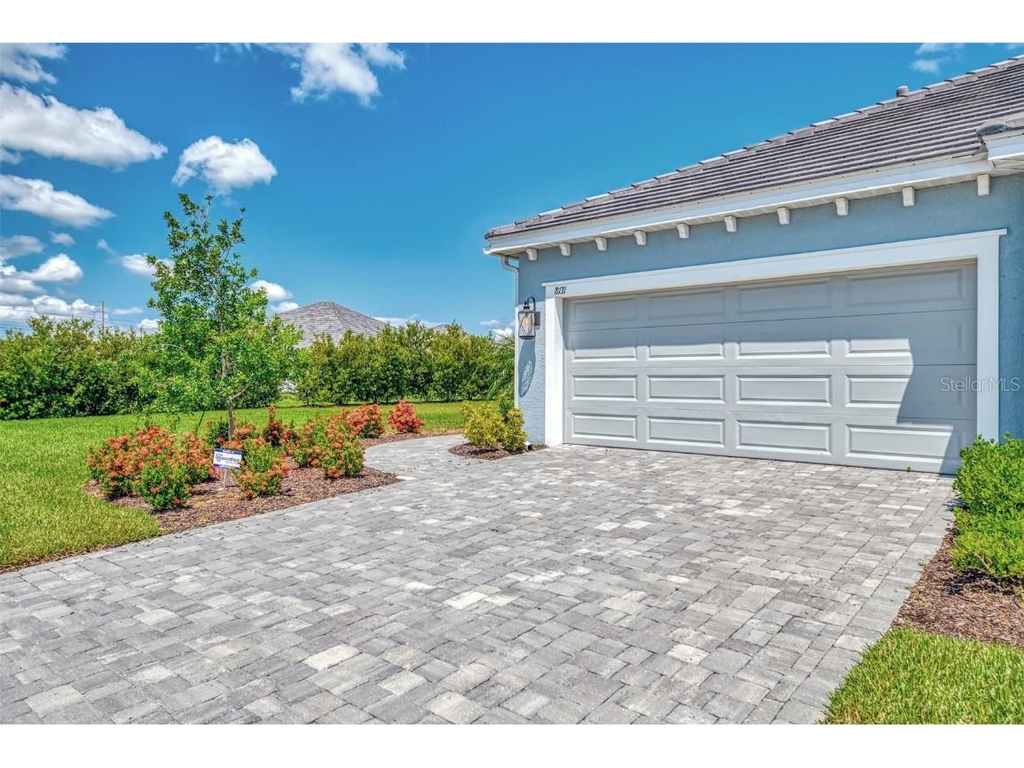8131 Anthirium Loop Sarasota FL 34240 A4664255 image8
